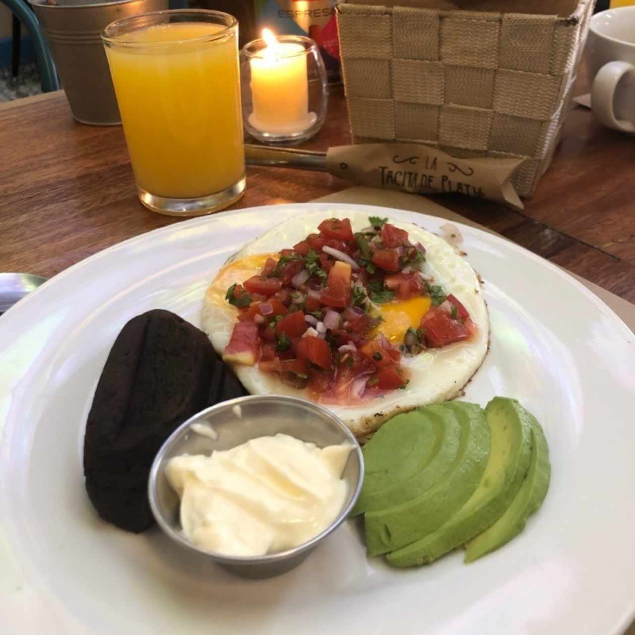 Las Mañanitas