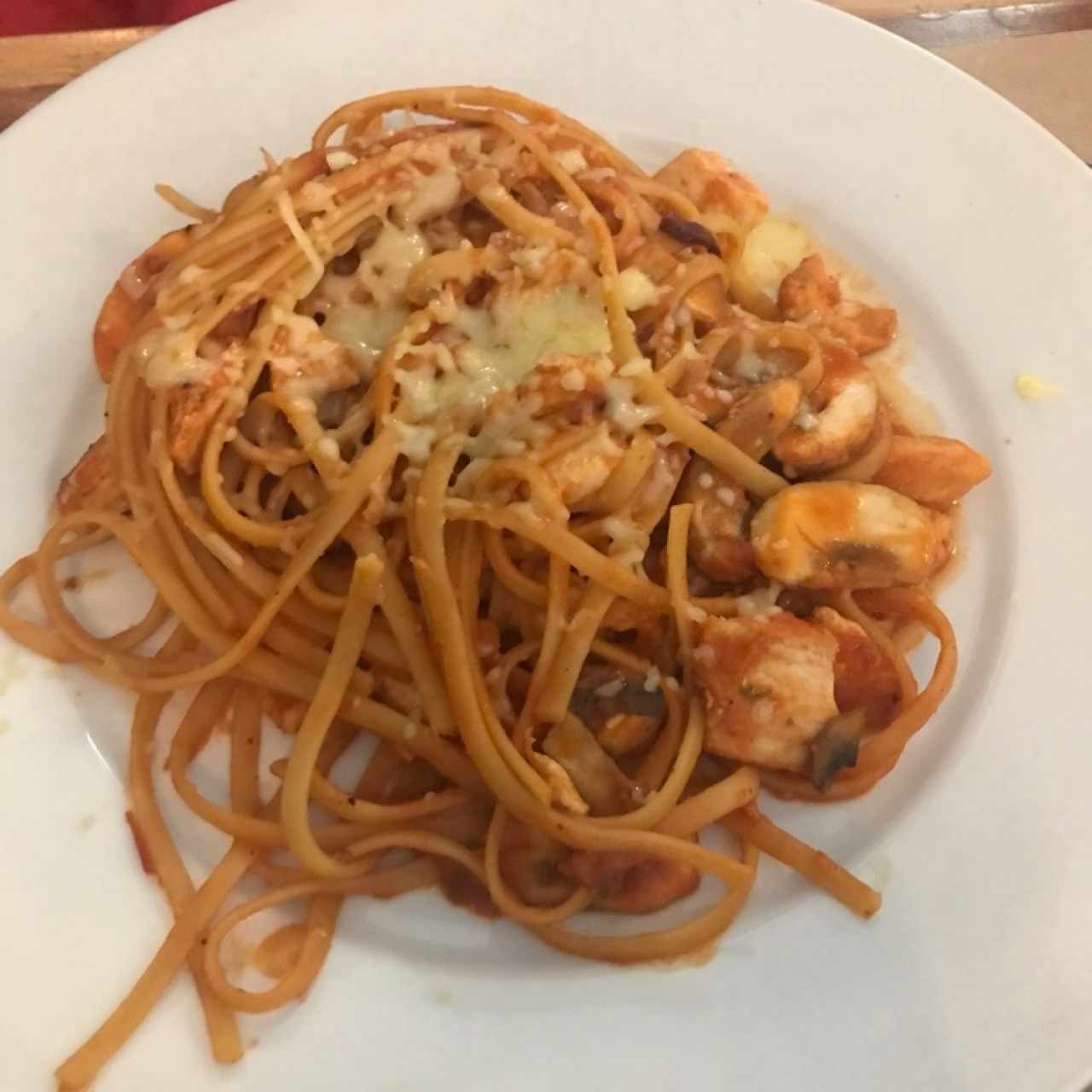 1/2 porcion pasta con pollo y champiñones
