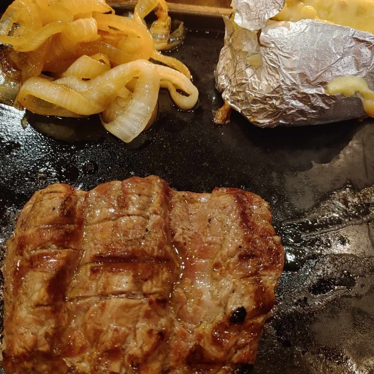 Nuestra Parrilla - Lomito