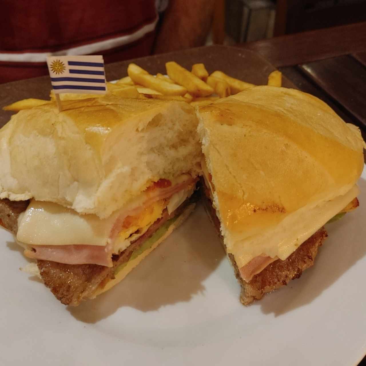 Chivito Uruguayo