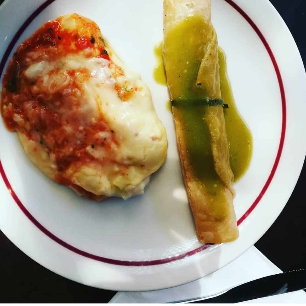 papa a la suiza y taco de espinaca y papa