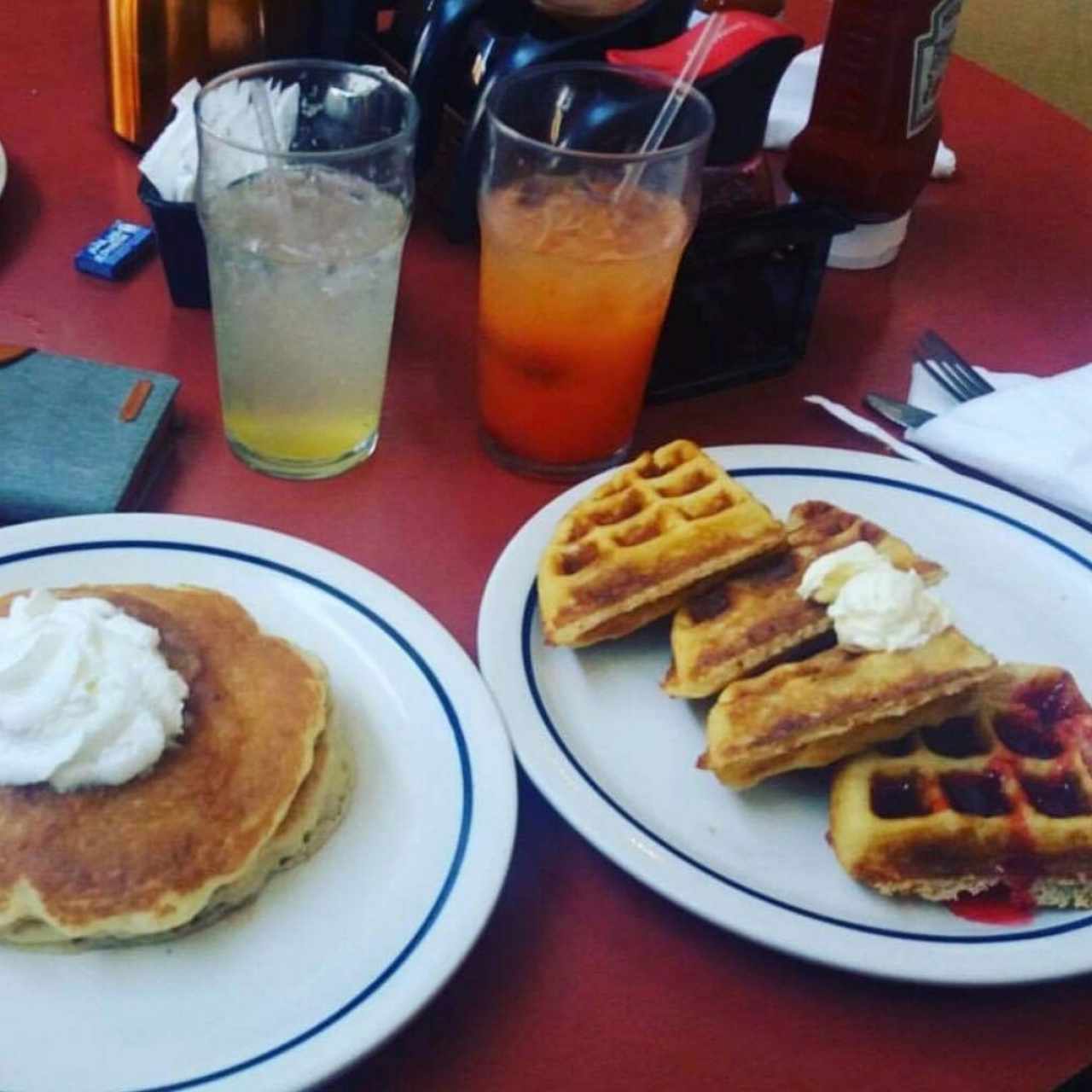 Belgian Wafles - Belgian wafles