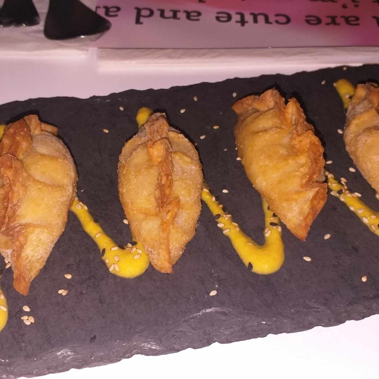 Gyozas Ají de Gallina