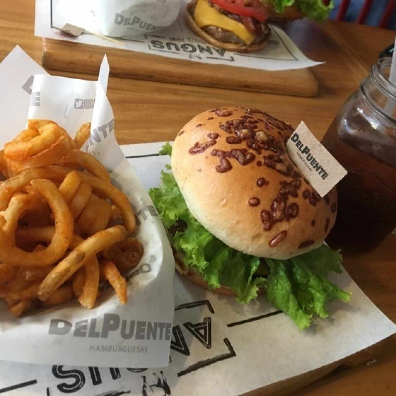 Hamburguesa Del Puente 