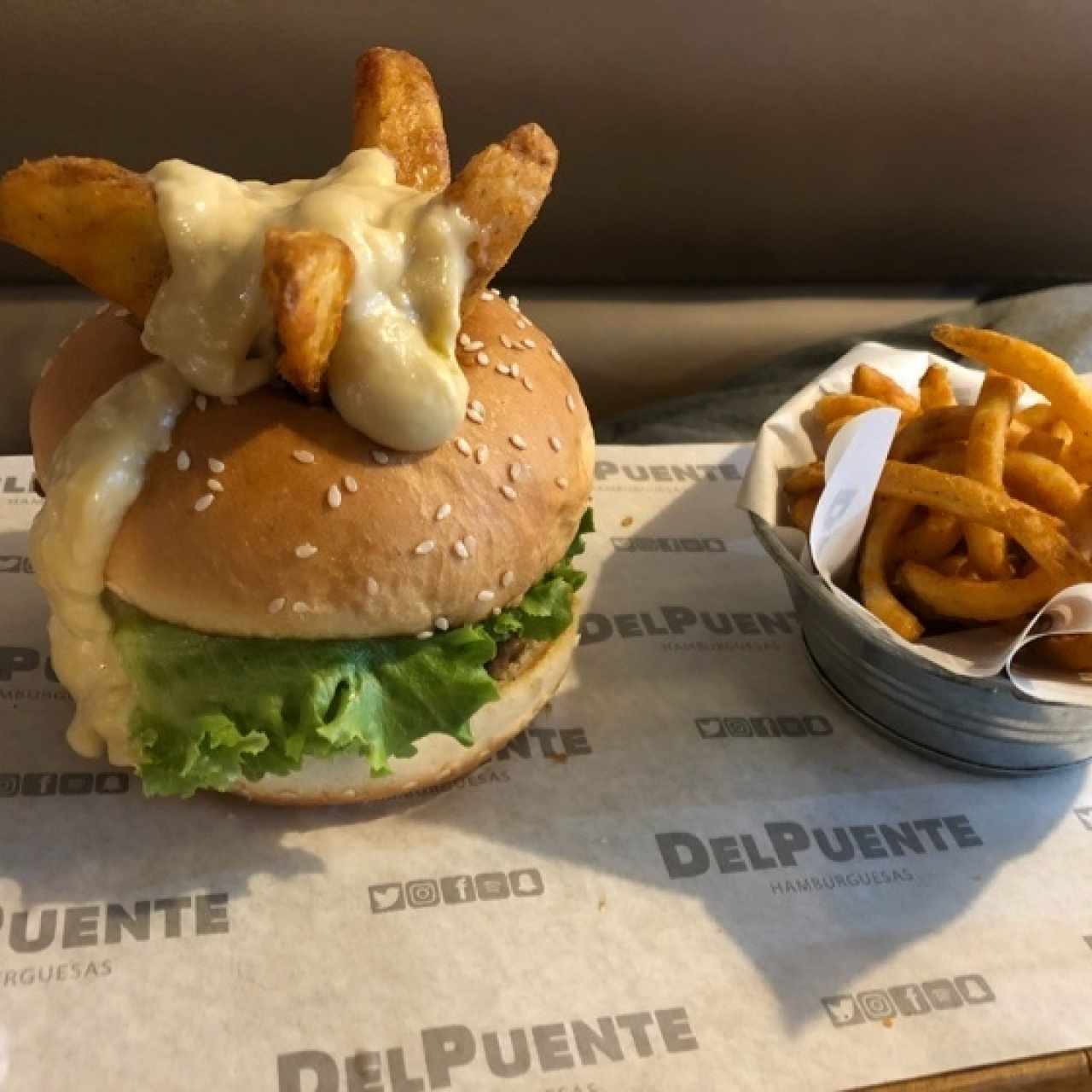 blue cheese con papas fritas 
