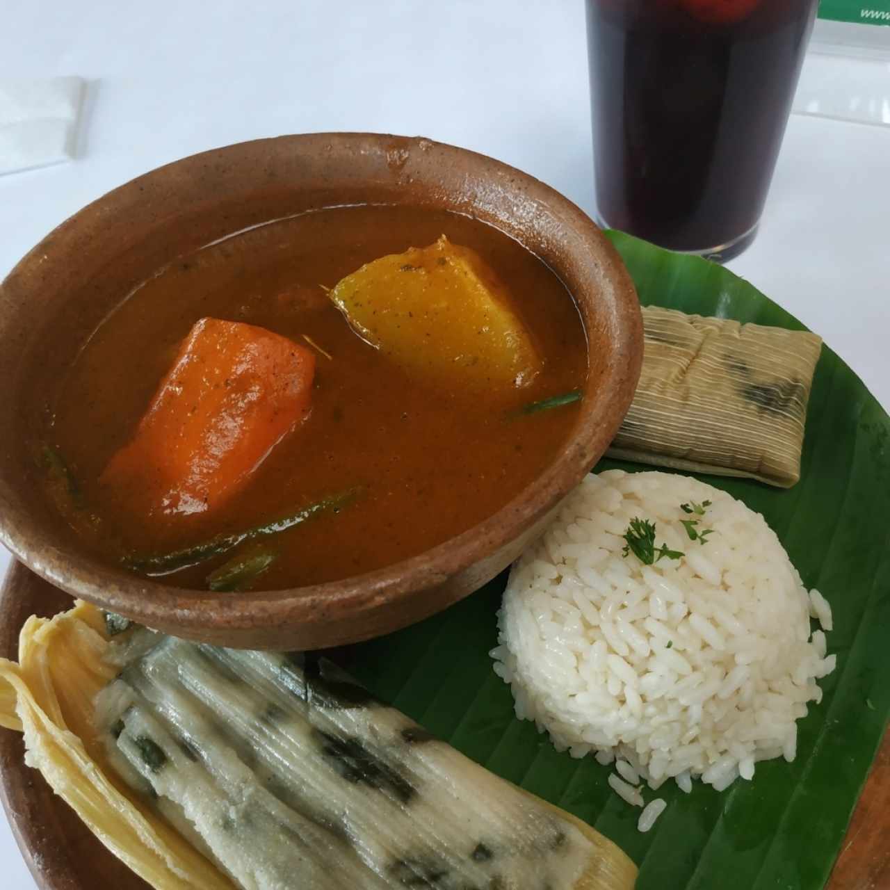 Platos Típicos - Pepián de Res