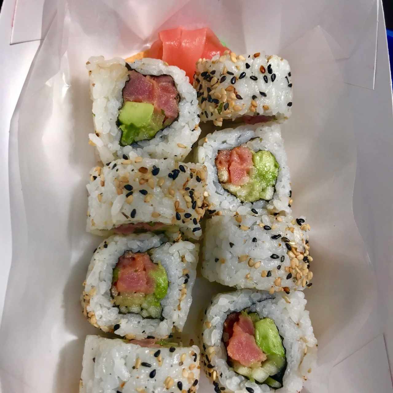 Spicy Tuna Roll (Semi picante)
