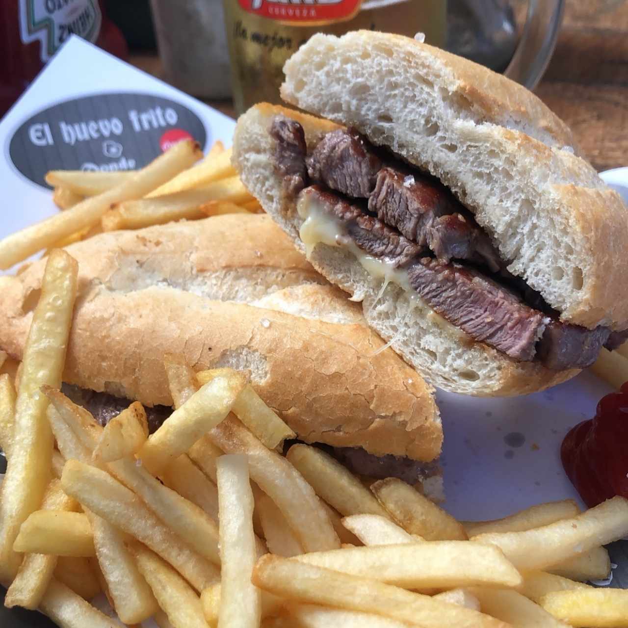 Pepito de lomito con queso manchego 