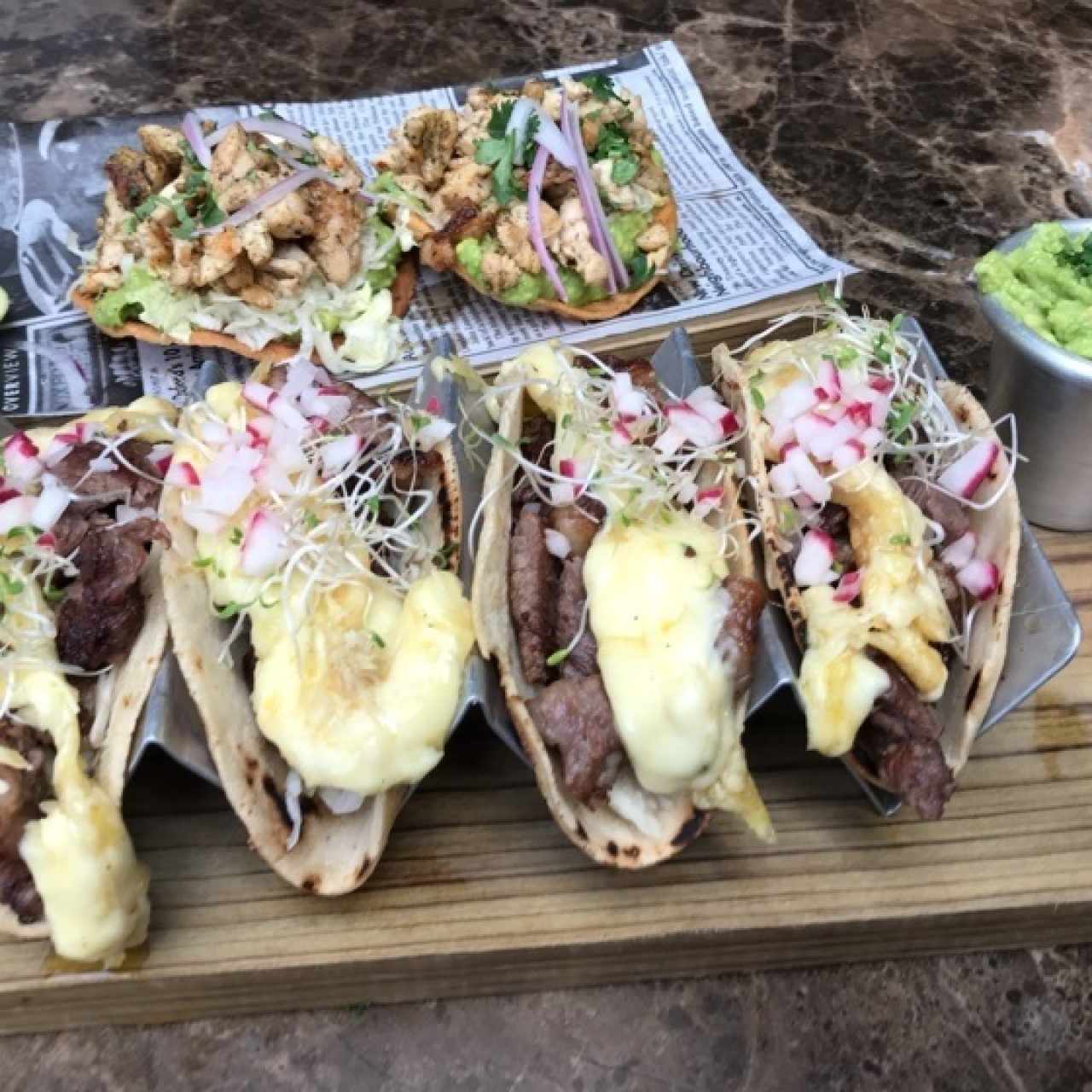 Tacos de Puyazo y Tostadas de Pollo