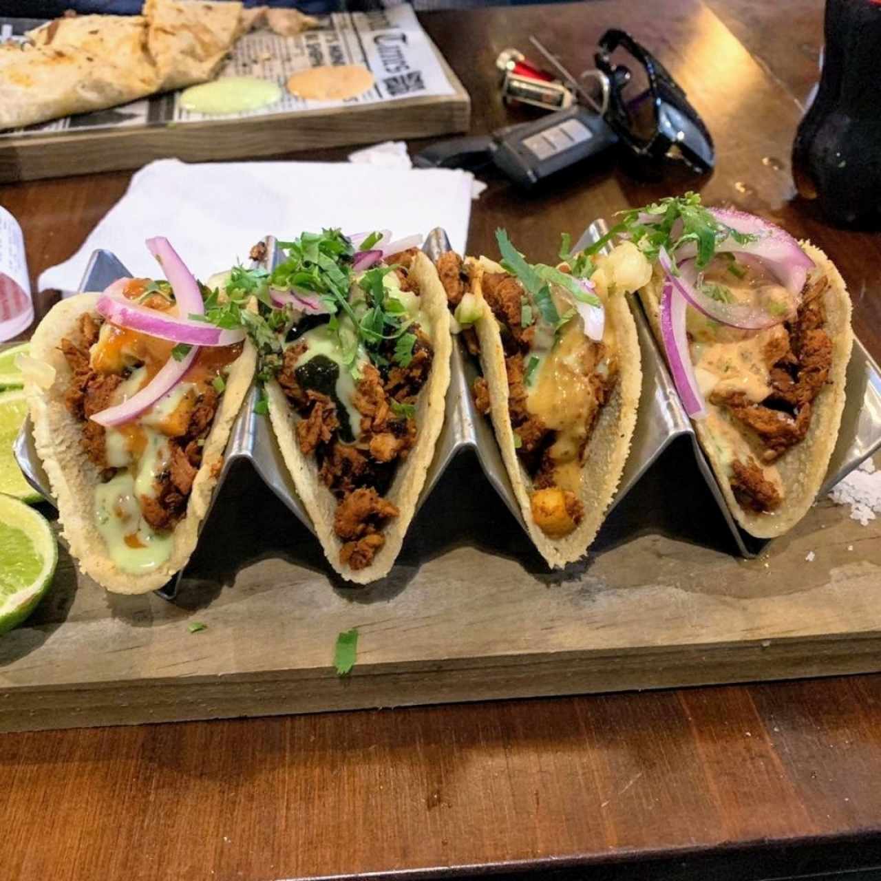 Tacos al pastor