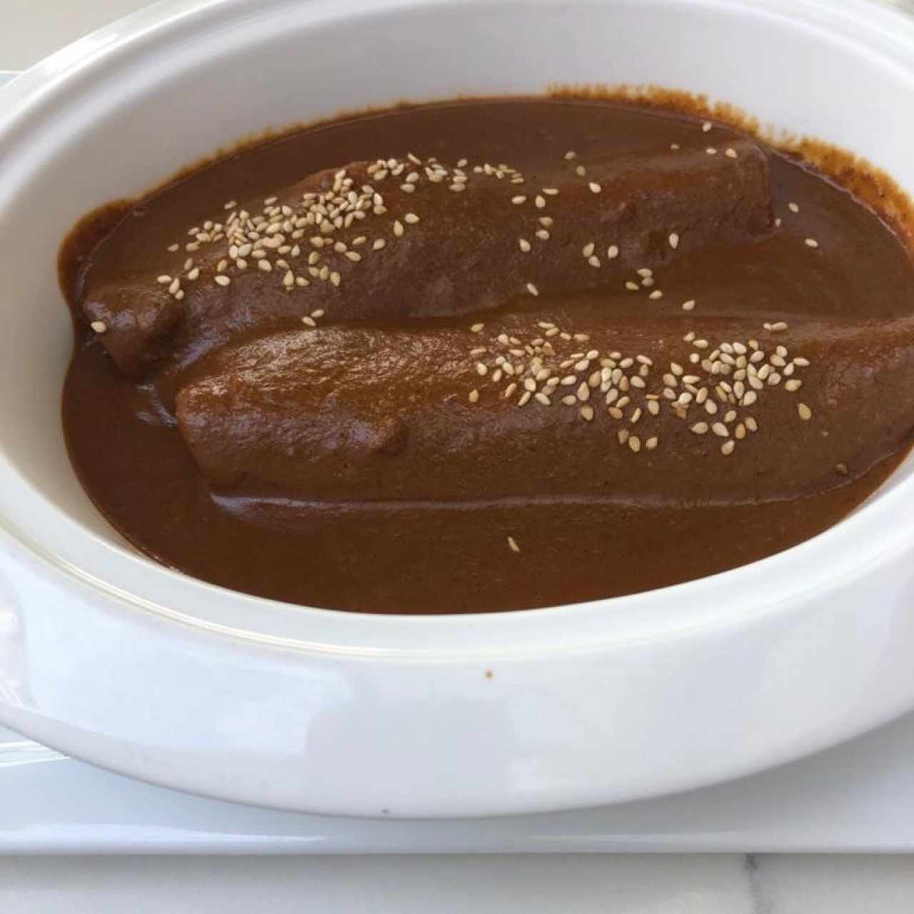 Enchiladas de Mole con Pollo