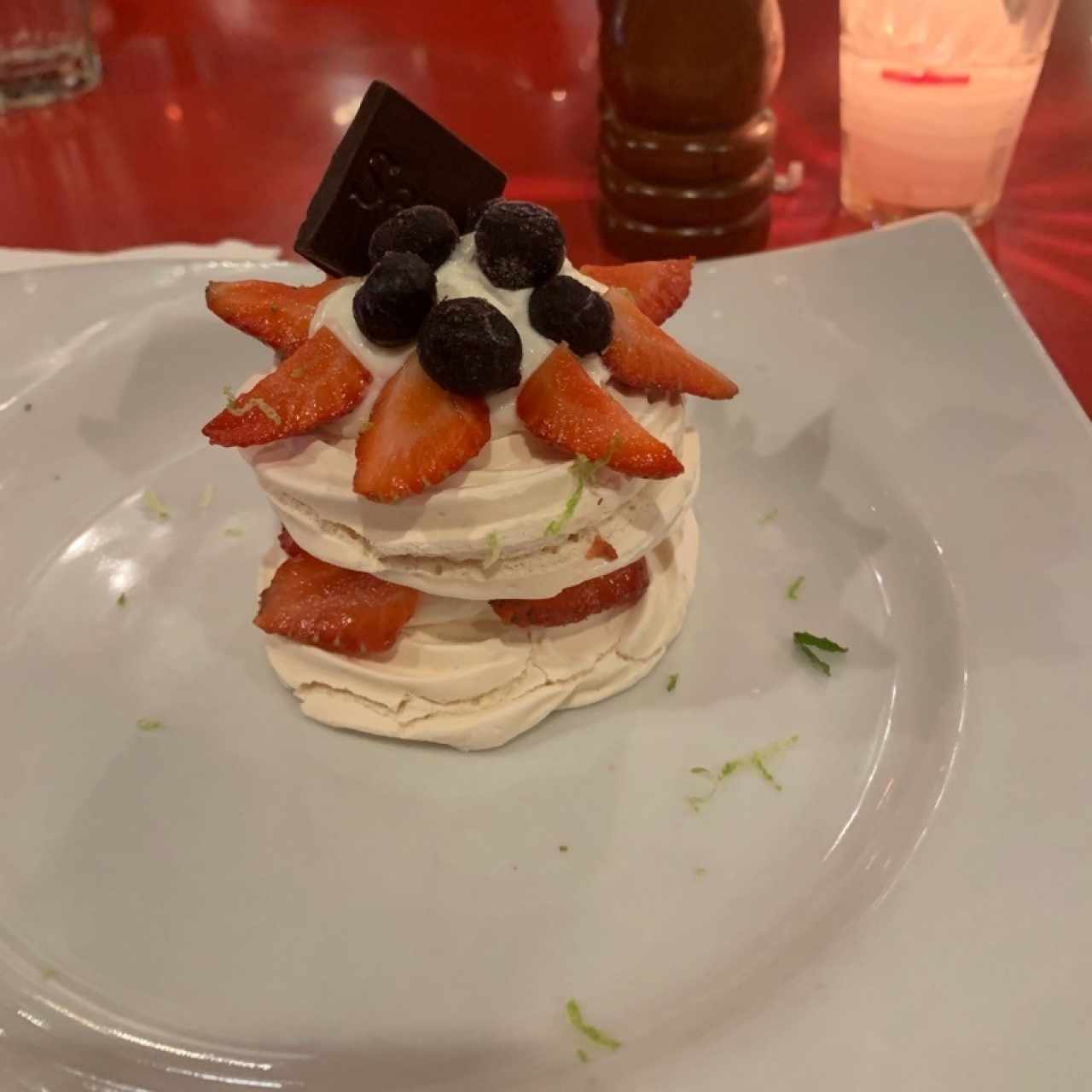 Postres - Pavlora