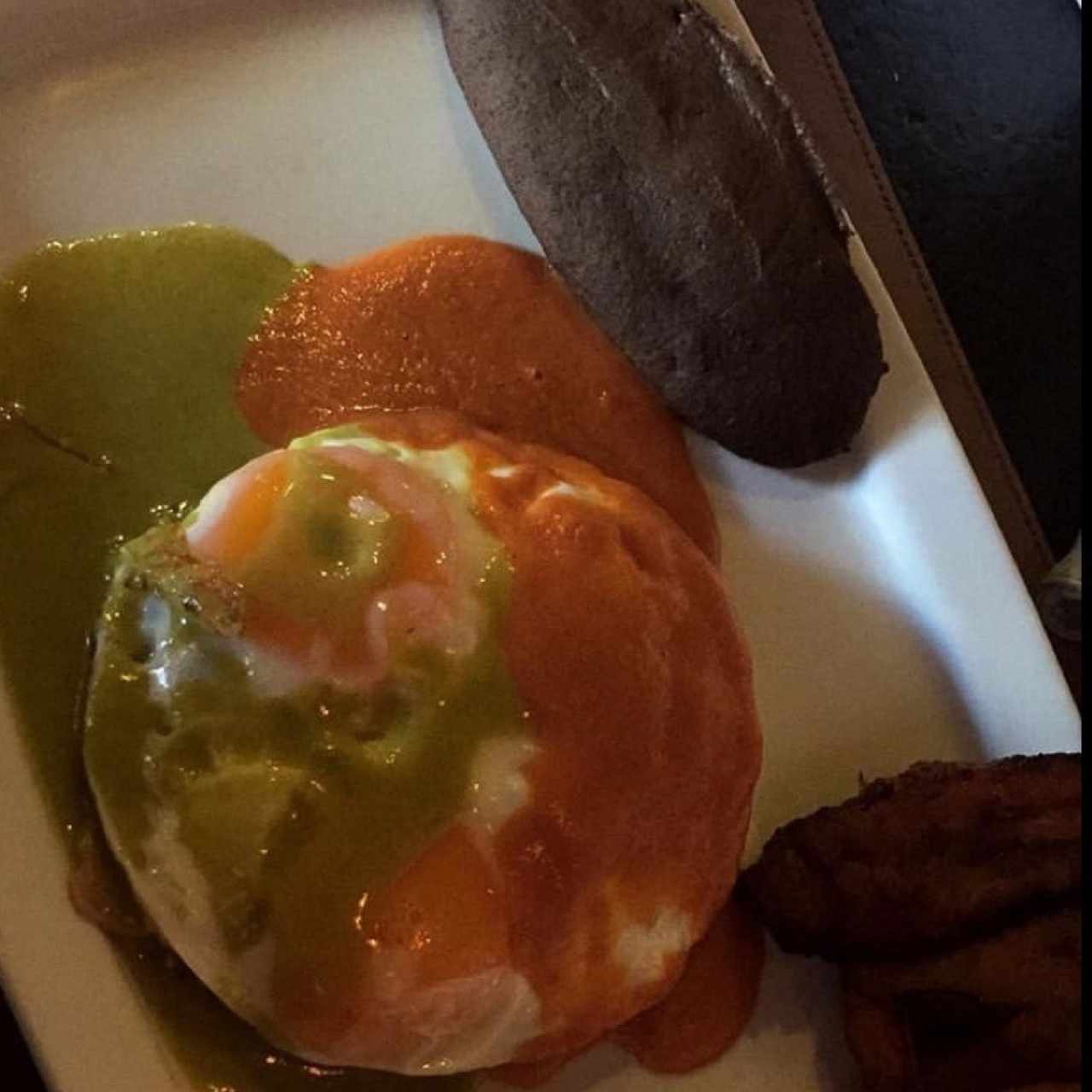 Huevos Divorciados