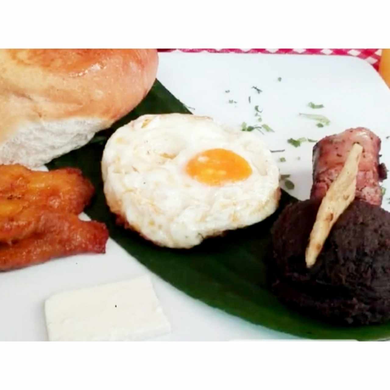 Desayunos - Desayuno Chapín