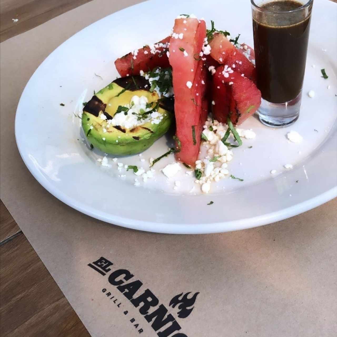 Ensalada de sandia con aguacate 