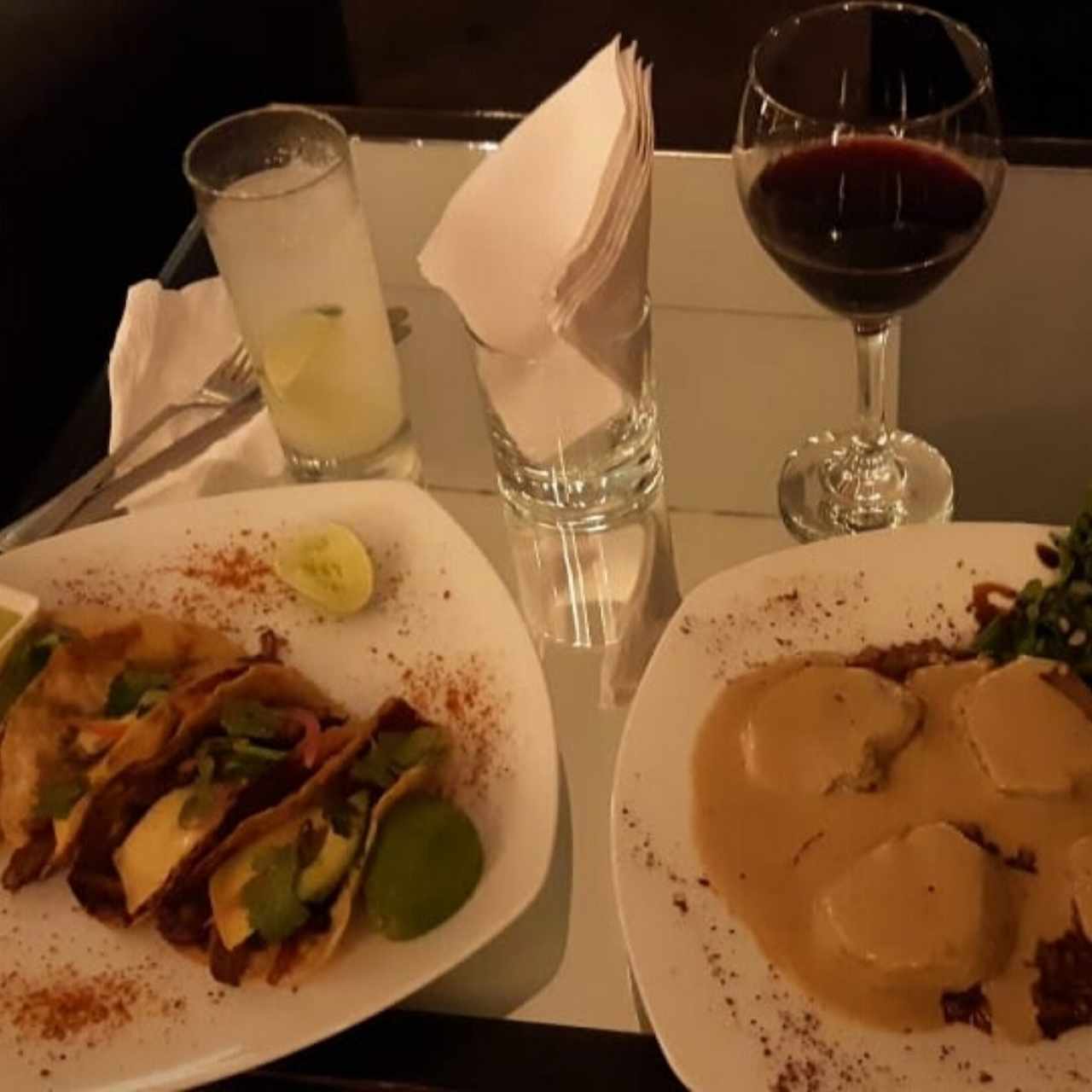 tacos de Lomito y Lomito en salsa de hongos 