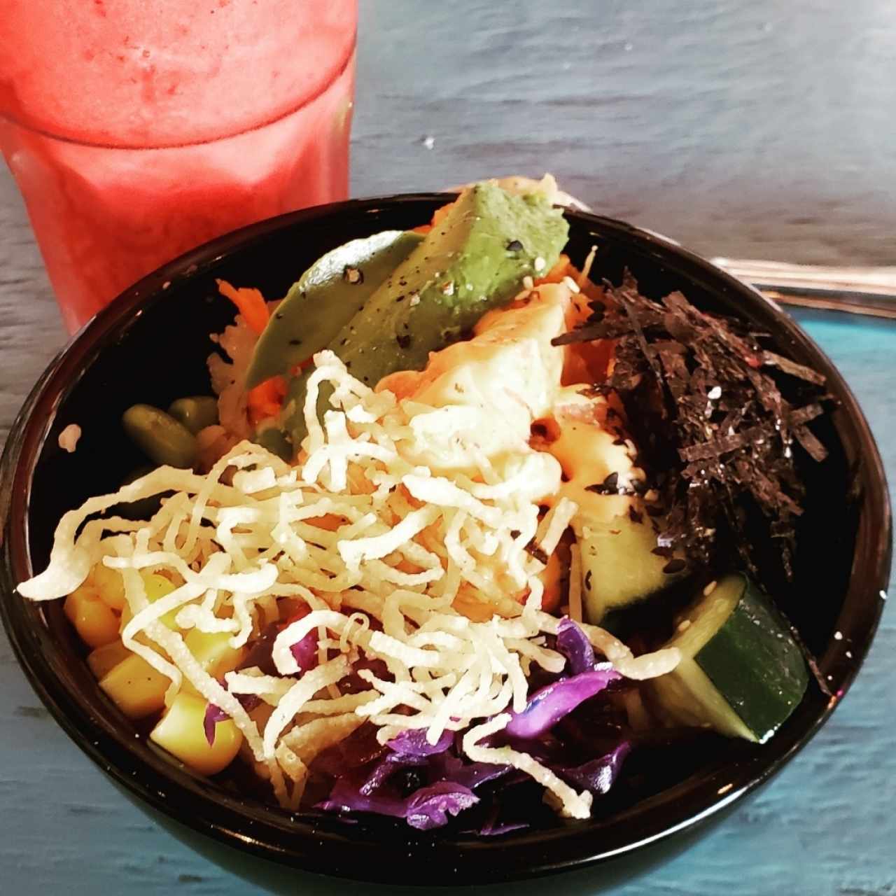 POKESI - Poke con Salmón