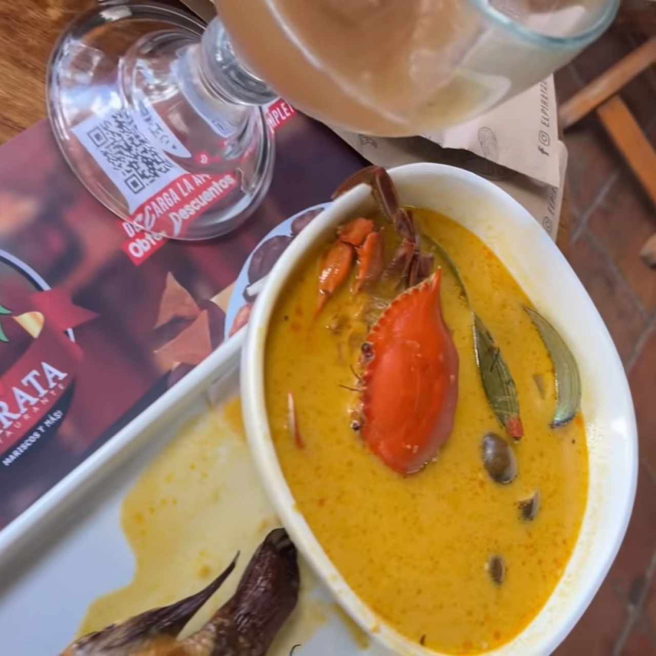 Los Fuertes - Caldo de Mariscos