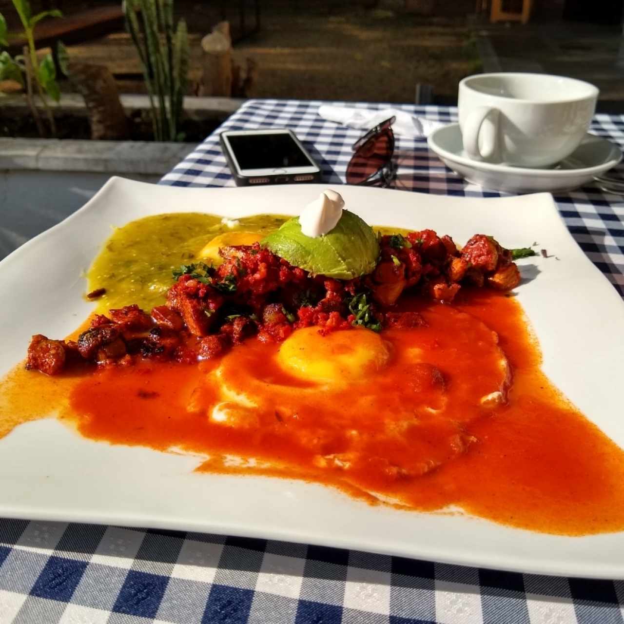 Huevos divorciados