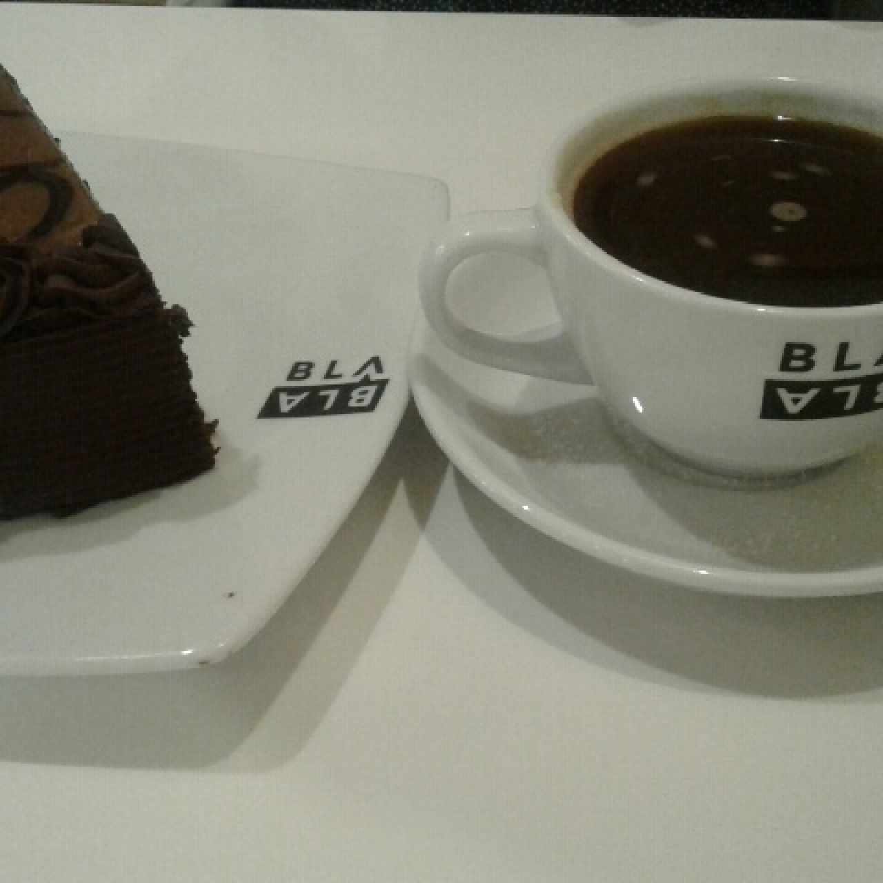 pastel de chocolate