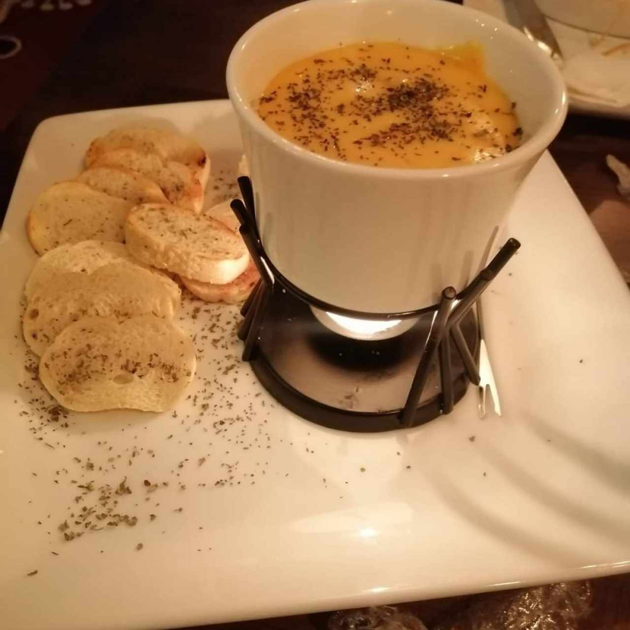 Fondue con chorizo