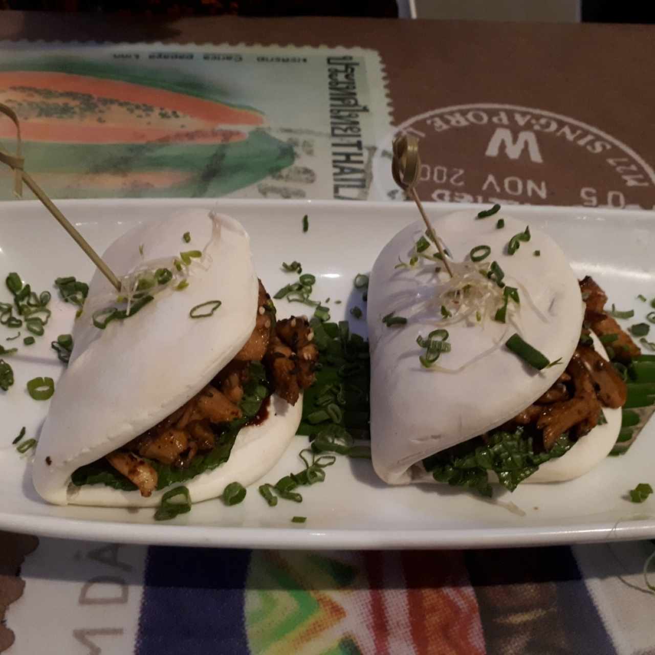 ESPECTACULARES BAOS - BAOS DE POLLO