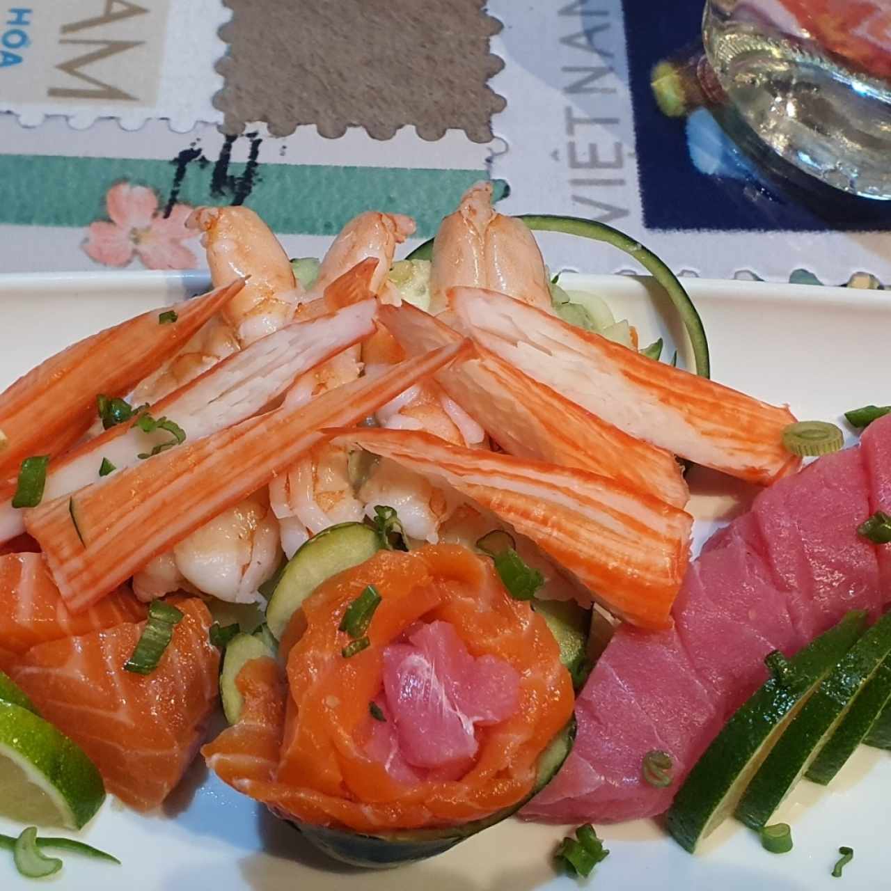 DELICIOSOS SASHIMIS - SASHIMI COMBINACIÓN