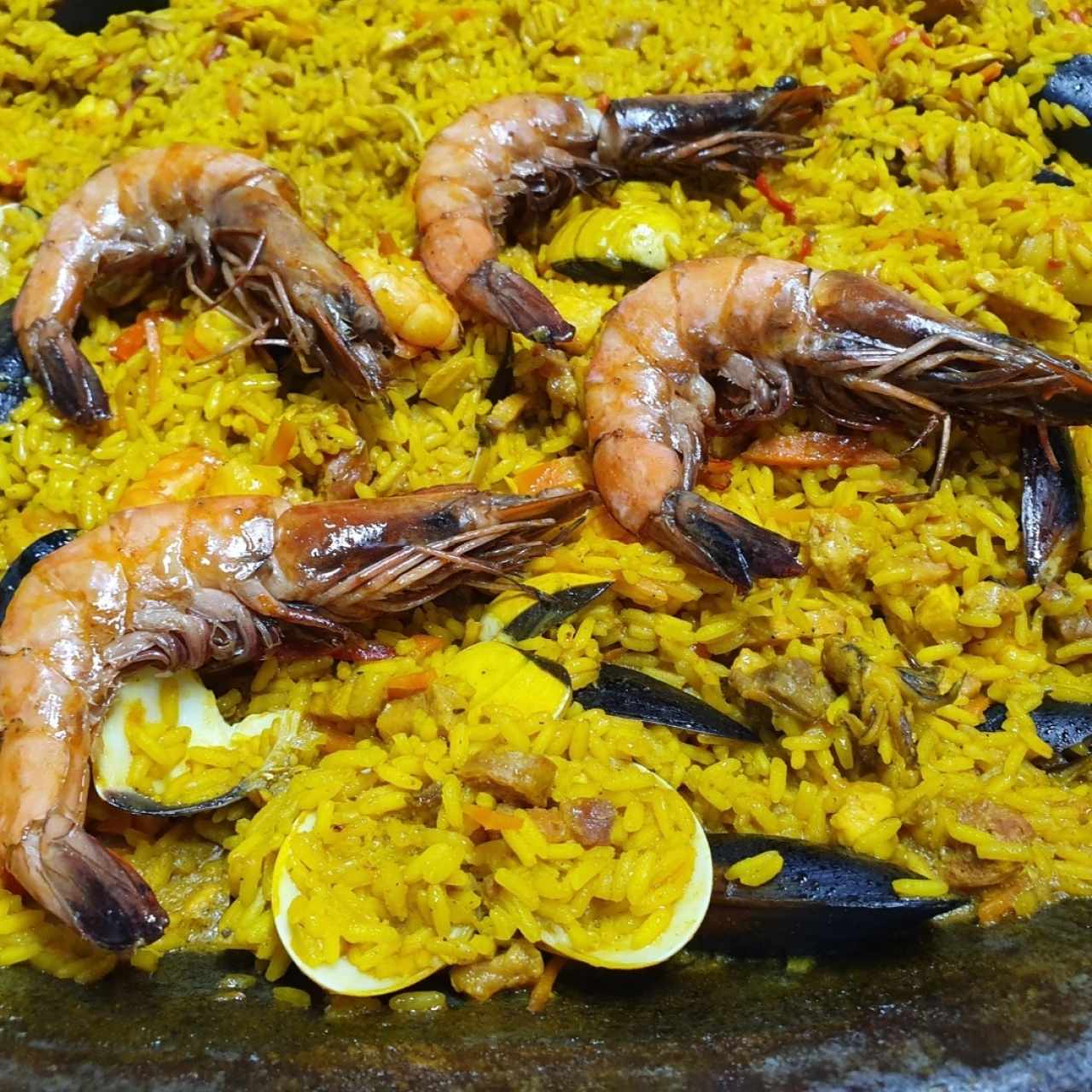 Paella.