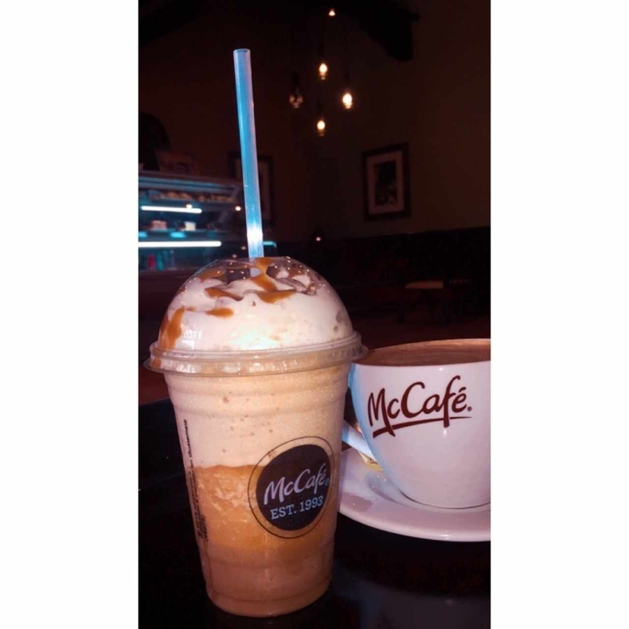 Frappé Caramel y French Vanilla Latte