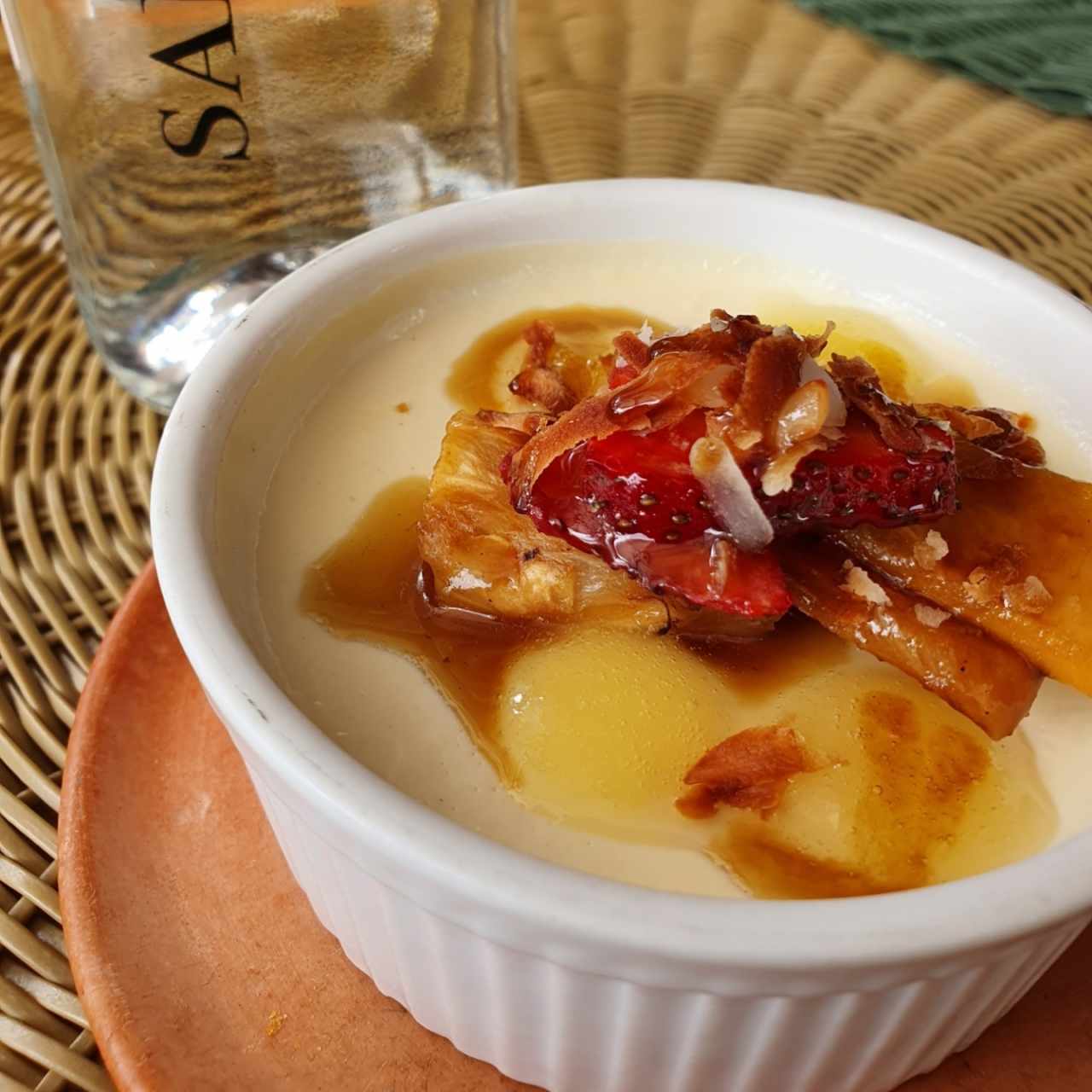 panacota de coco y piña