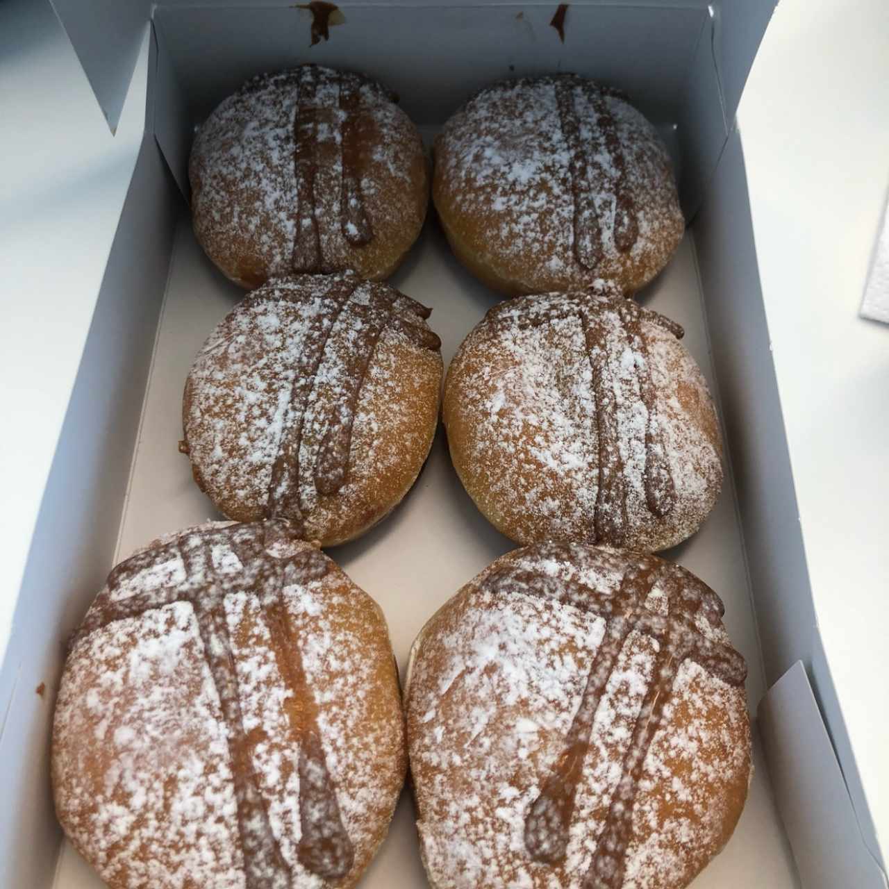 Donas rellenas de dulce de leche 