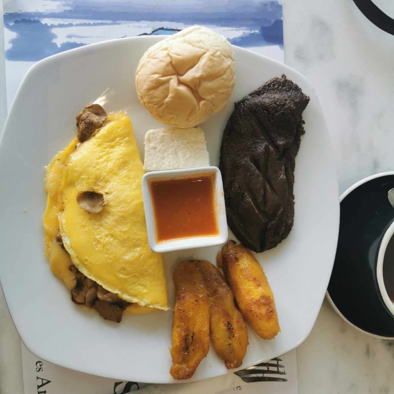 Omelette con Champiñones y Blend de Quesos