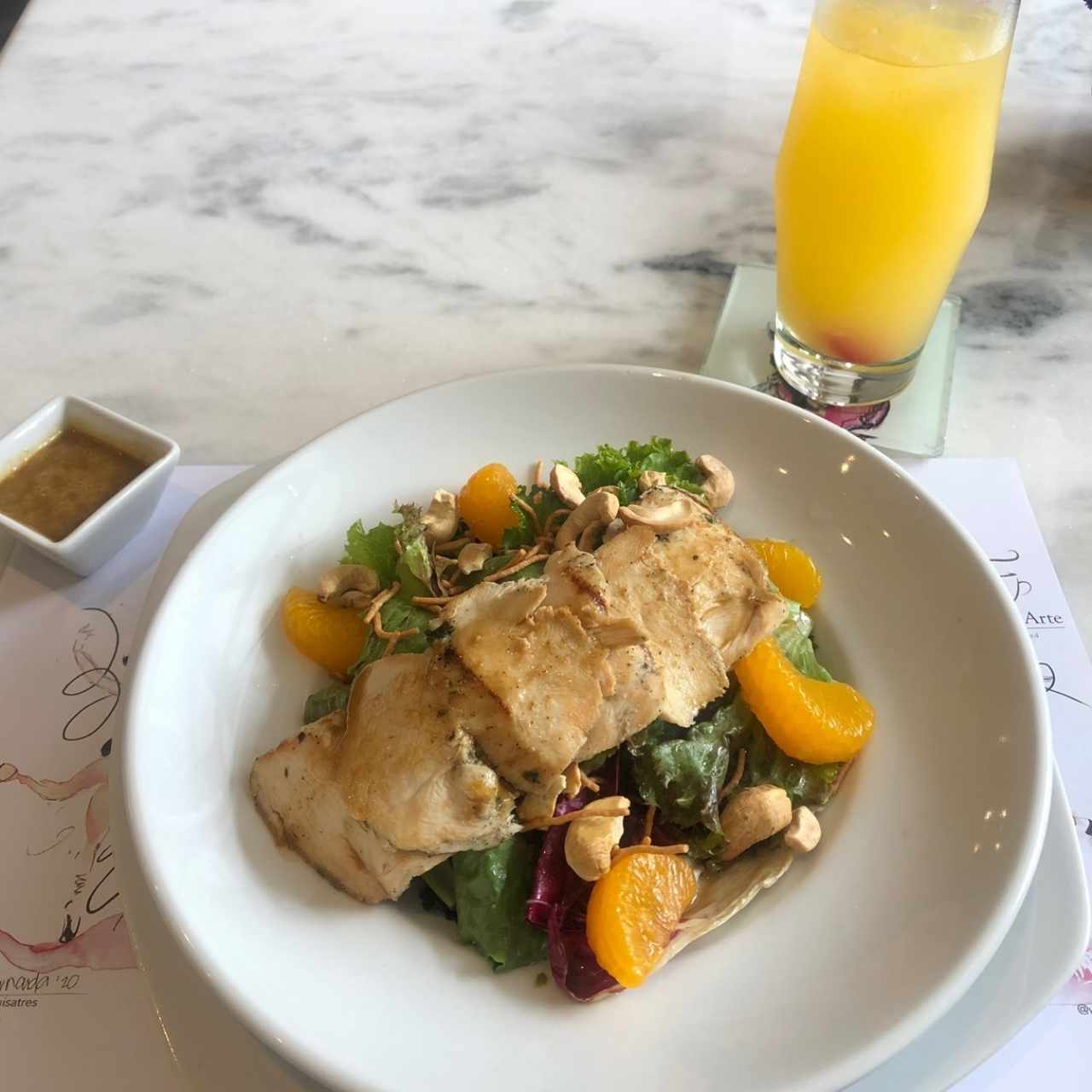 Ensalada Thai con Pollo