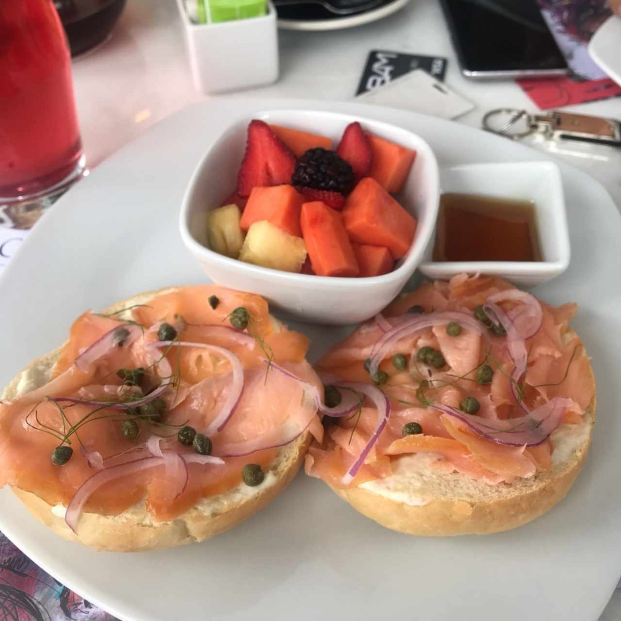 ¡Buenos Días! - Bagel con Salmón