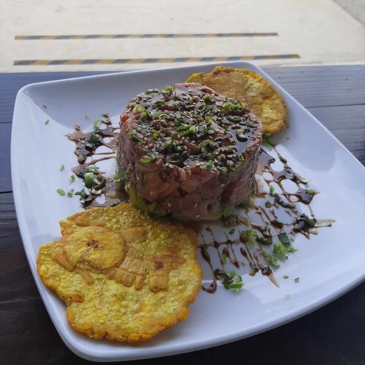 tuna con patacones