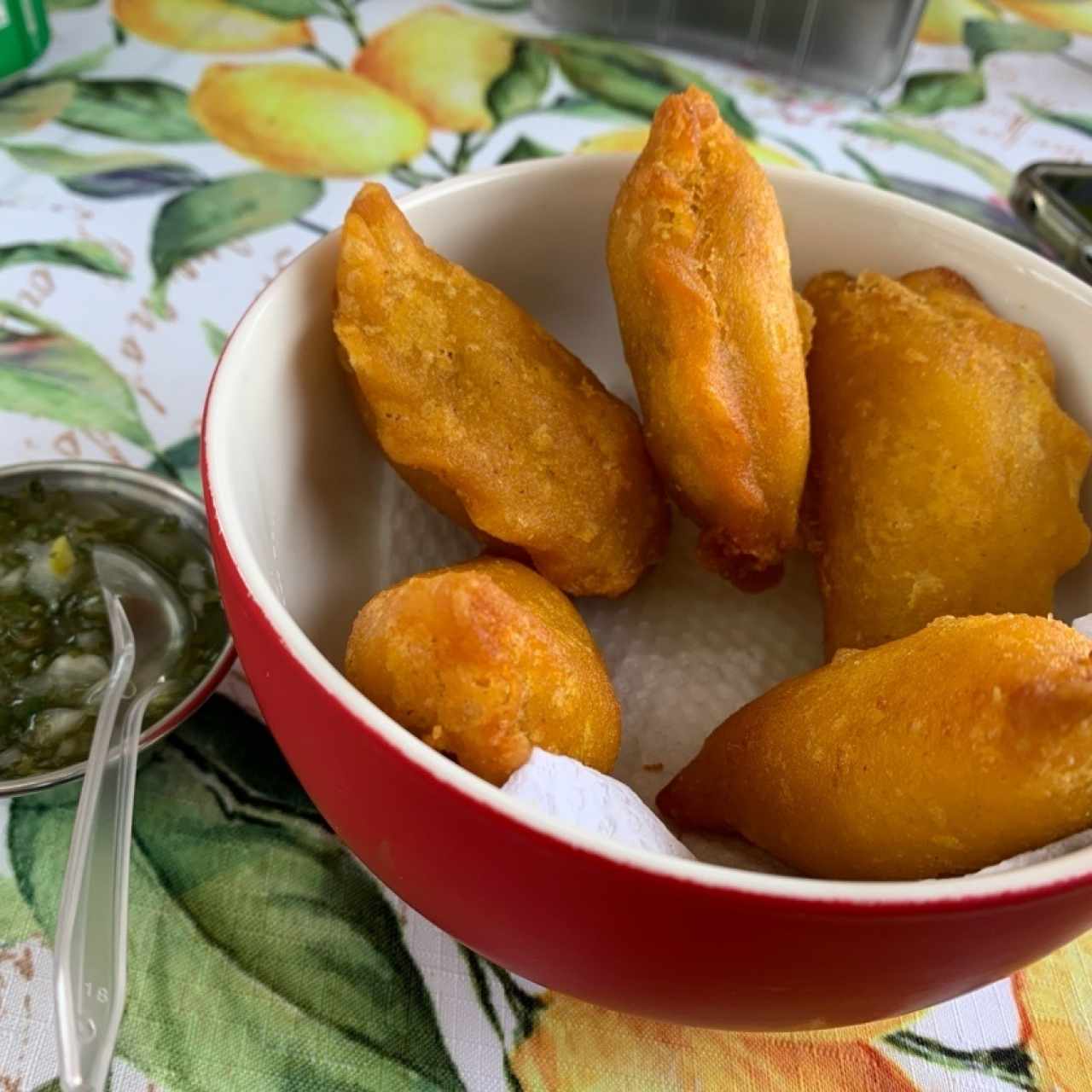 Entradas - Empanada con Ají