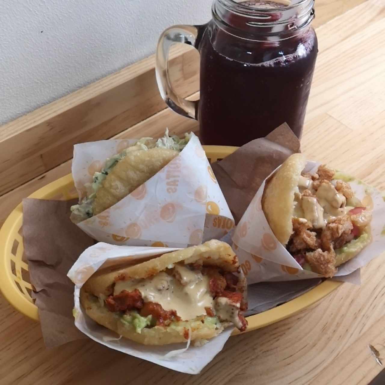 chicharrona, pechugona 