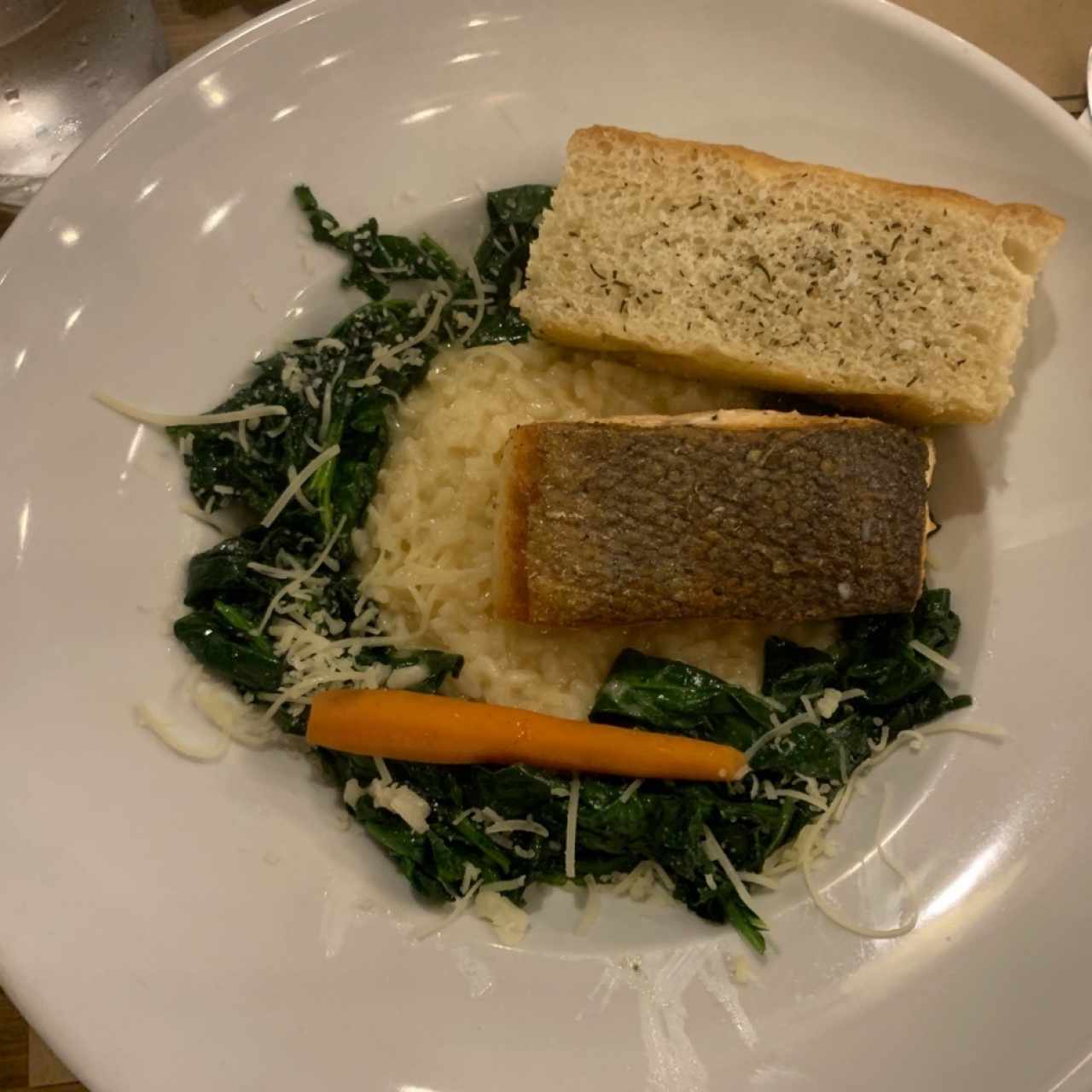 Salmone al pepe rosa