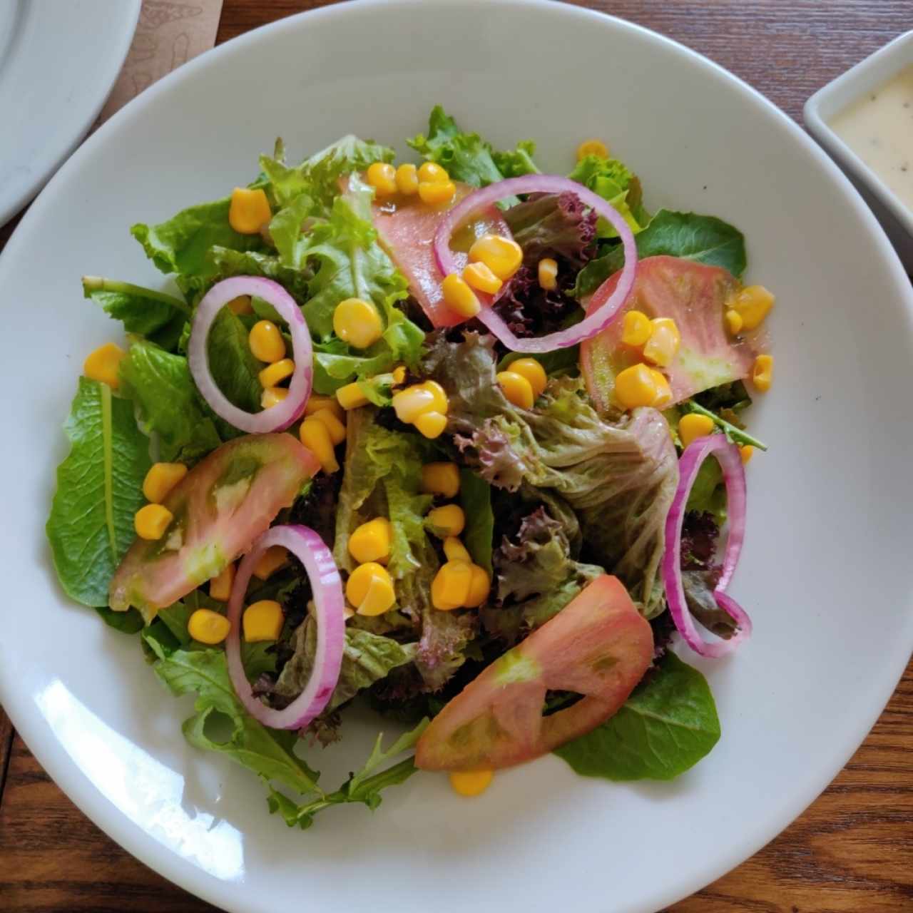 Ensalada de acompañamiento de la Parrillada de Puyazo para dos