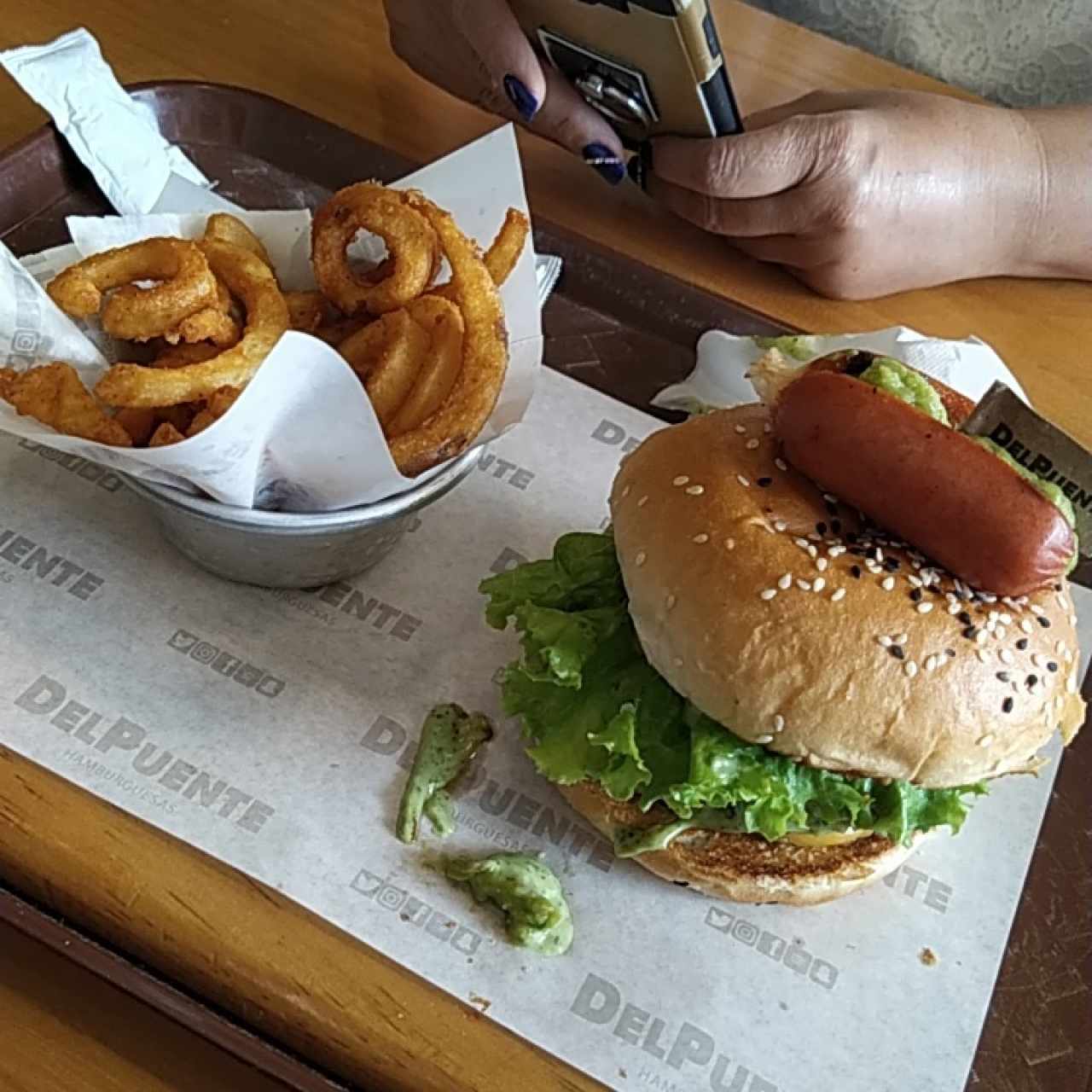 Chapina con Papas + Bebida