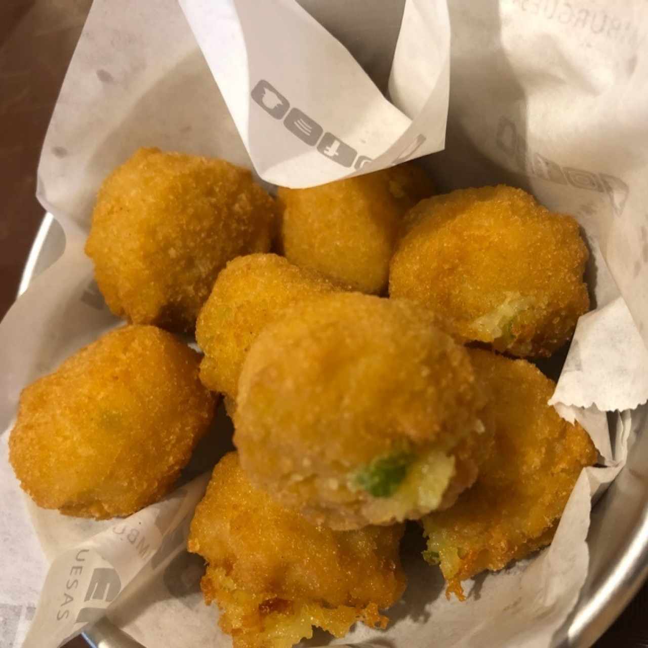 cheesy poppers