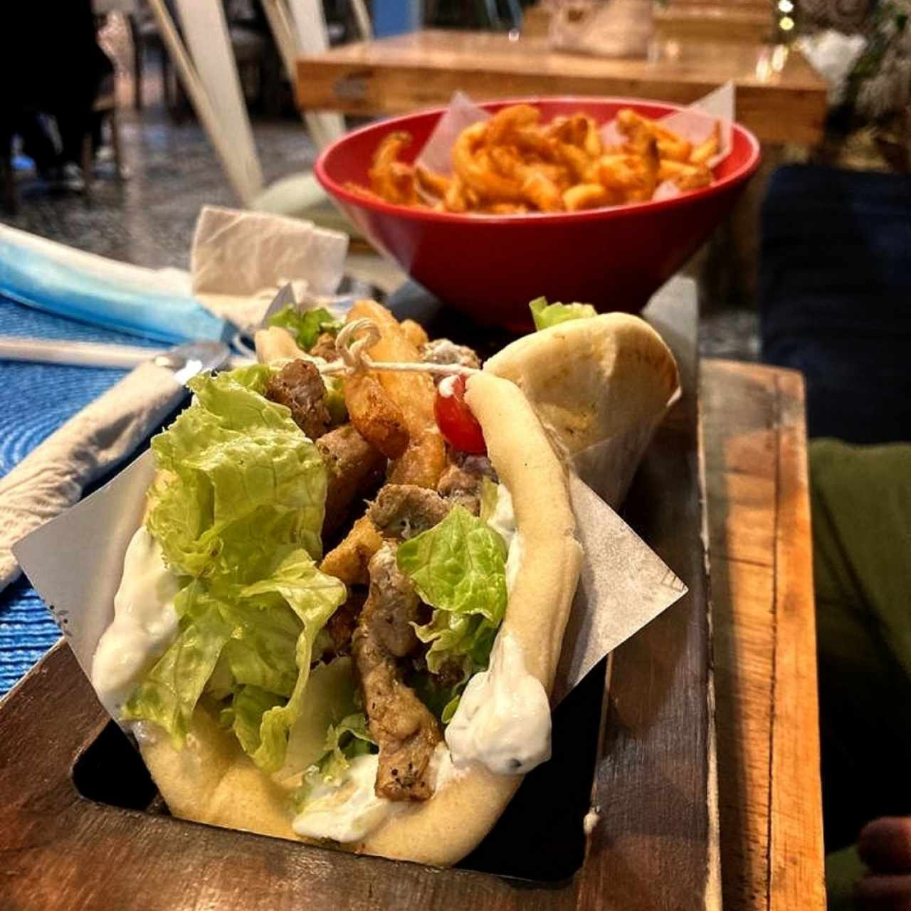 Gyros