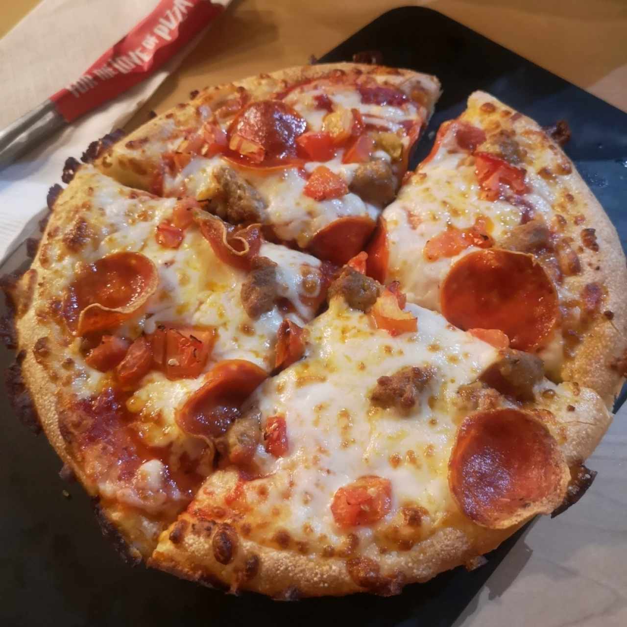 pizza súper personal de Toscana