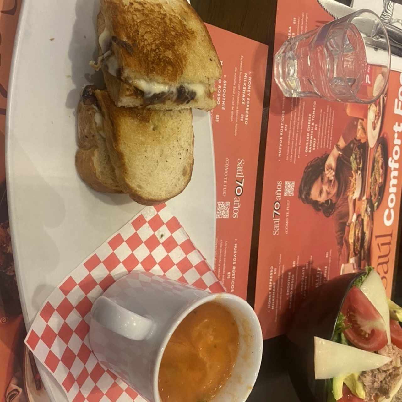 Grilled cheese & tomato soup