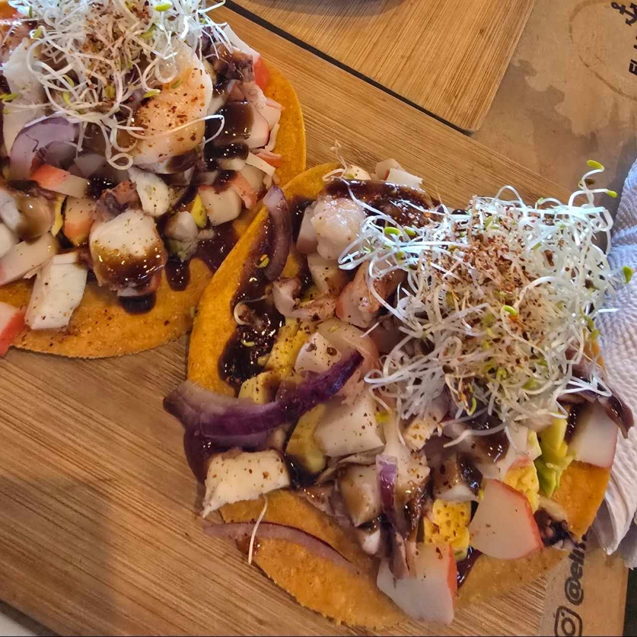 tostadas de mariscos 