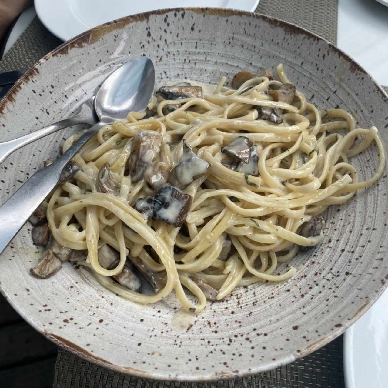 Pasta de hongos