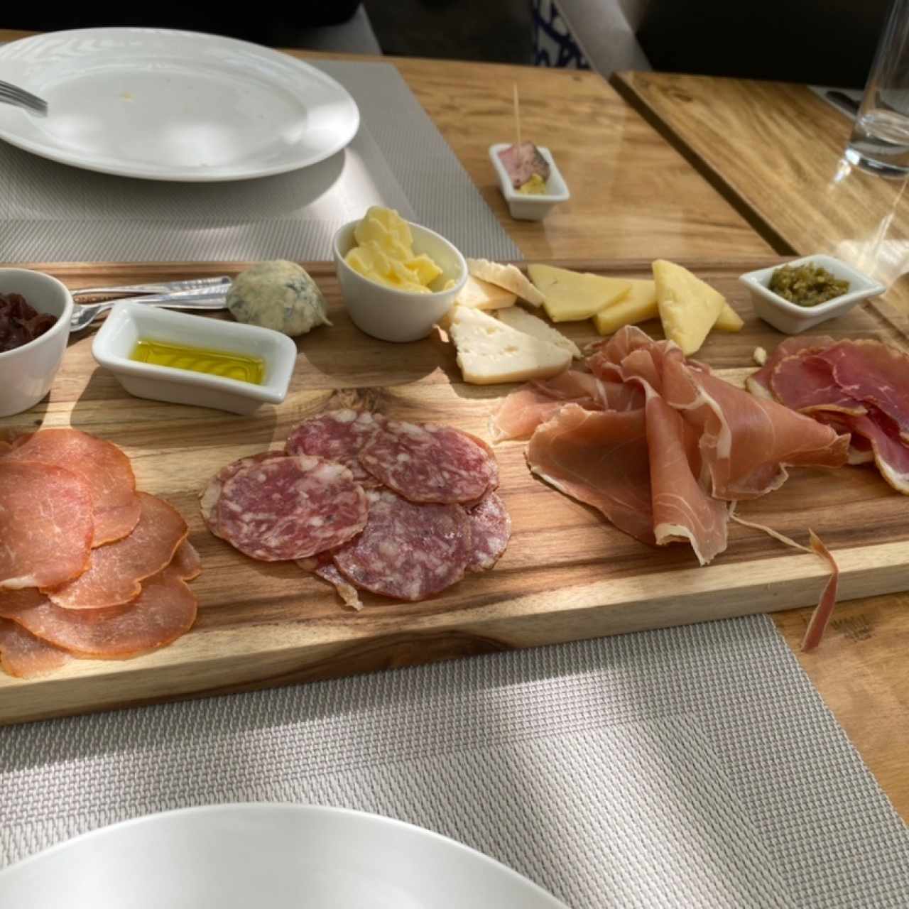 Tabla de Jamones y Quesos