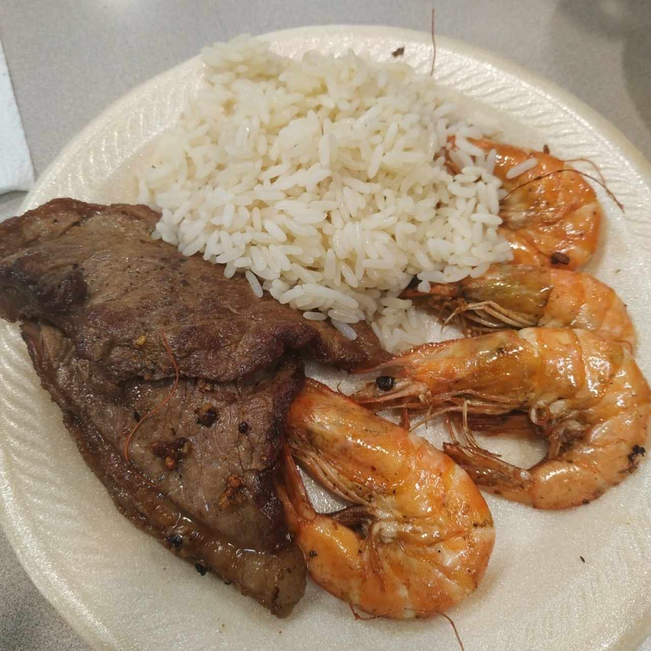 Mar y Tierra