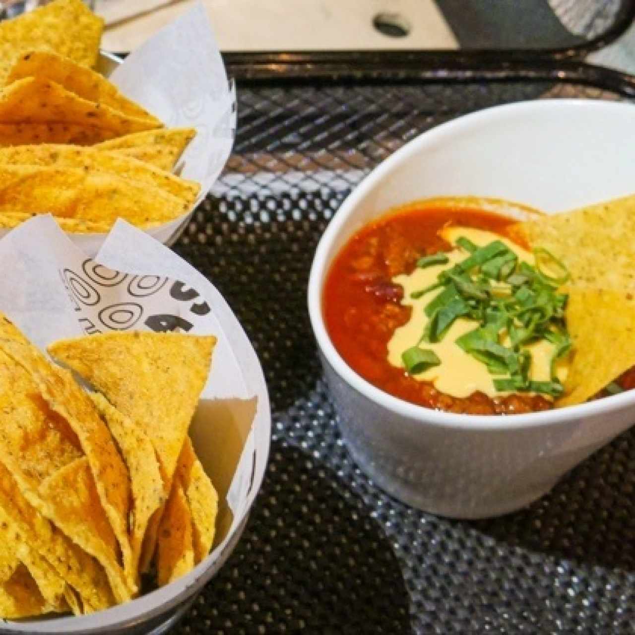 nachos con chilli beans