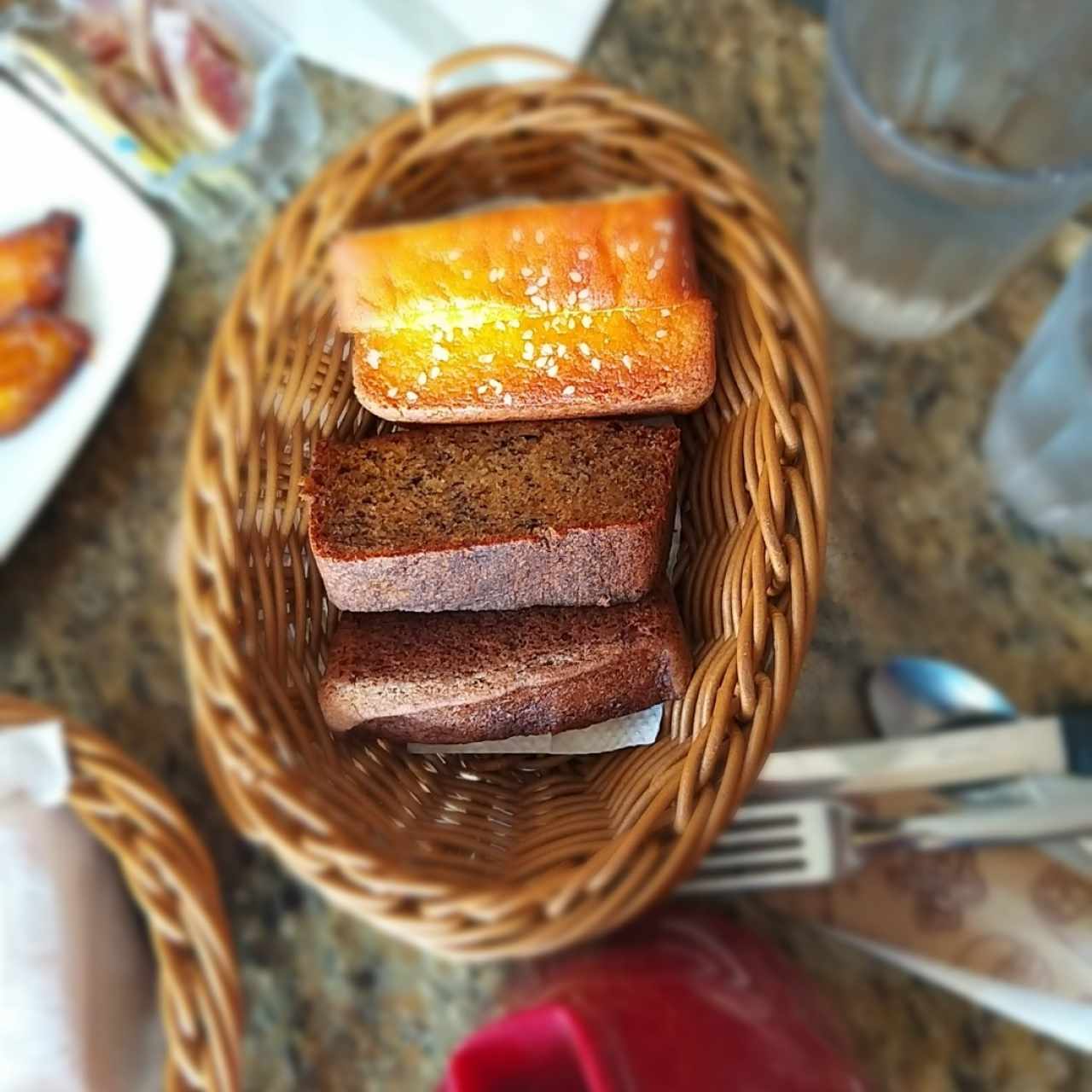 pan de banano y quezadilla